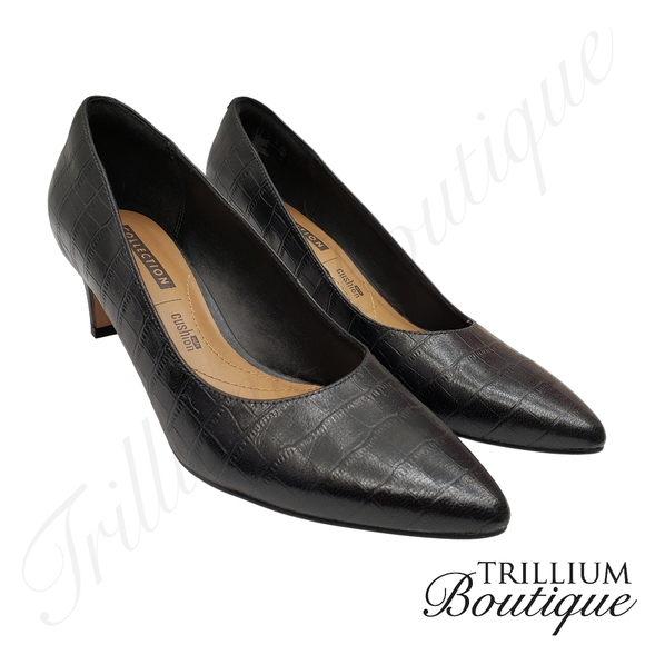Clark's Women's Kitten Heels Black Croc Crewso Wick Leather Upper 6.5M EUC - Picture 2 of 6